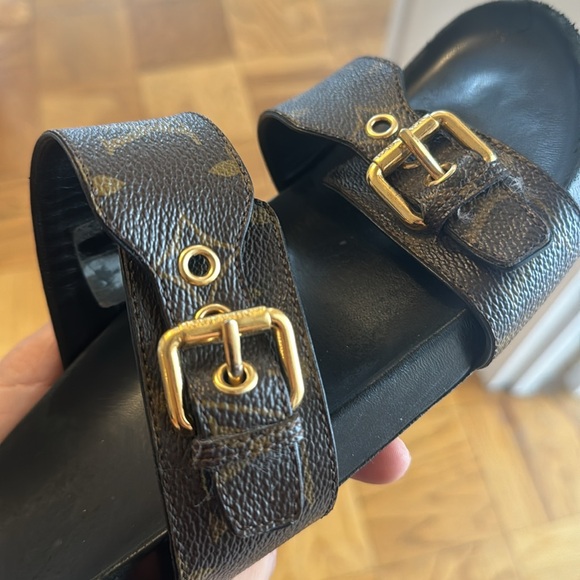 Louis Vitton Summer Sandals - Picture 7 of 12